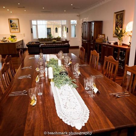 Fairlawn Estate Guest House Busselton Exterior photo